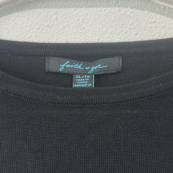 NWT Faith & Zoe Women's Black Split Sleeve Sweater With Buttons Flare Sleeves - Picture 3 of 4